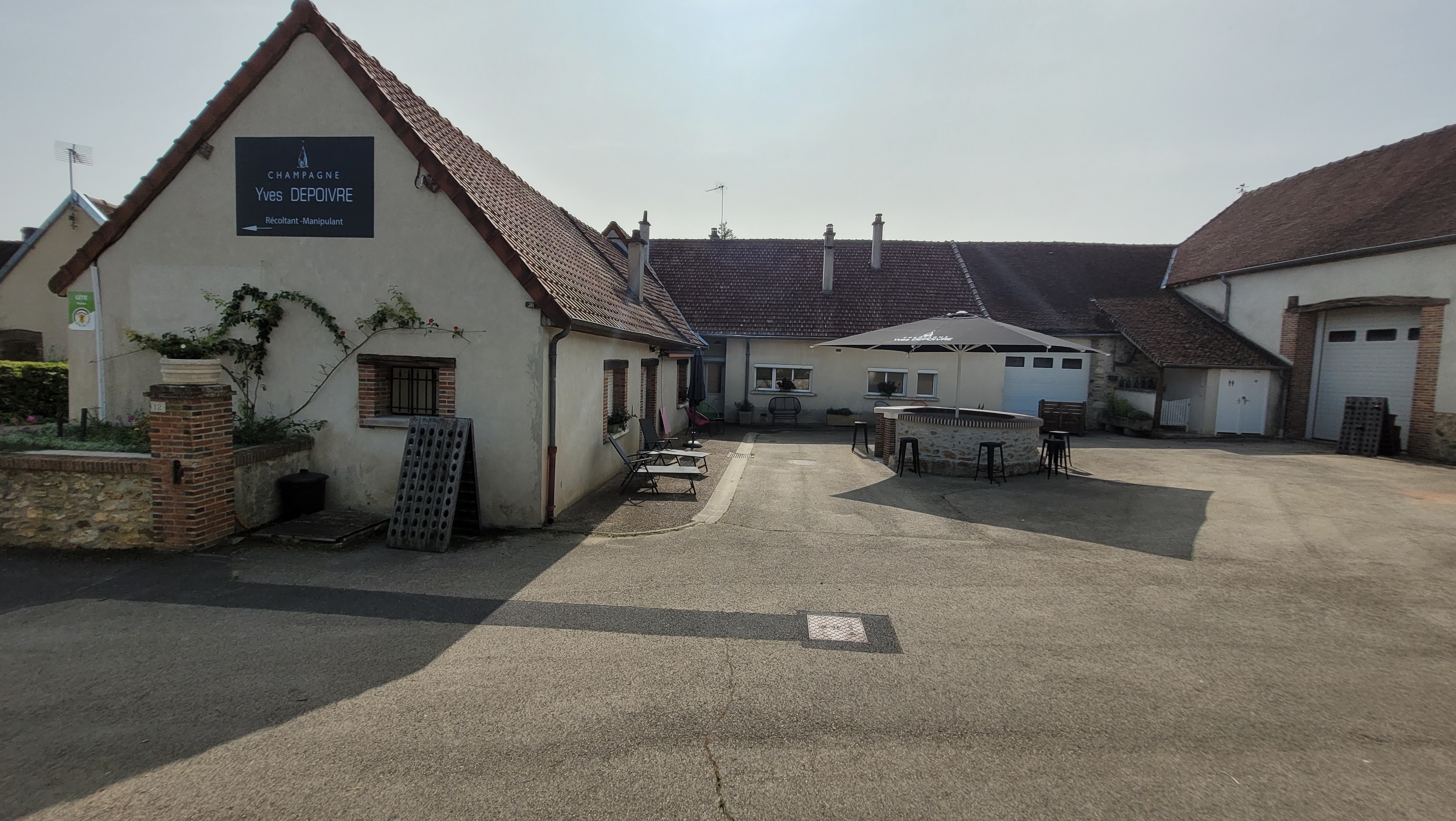 Bar à Vin et Champagne à Barbonne-Fayel