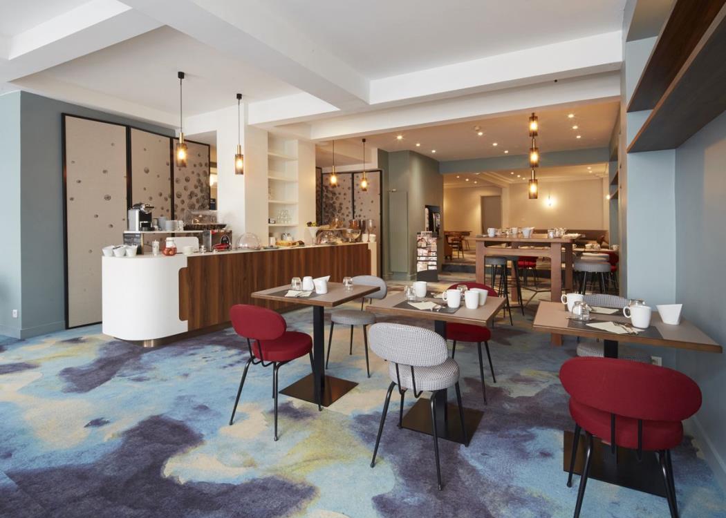 Hôtel Kyriad Reims Spa Centre (2) Hôtel Kyriad Reims Spa Centre (2)