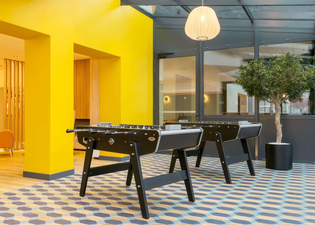 06_xcrrp_foosball