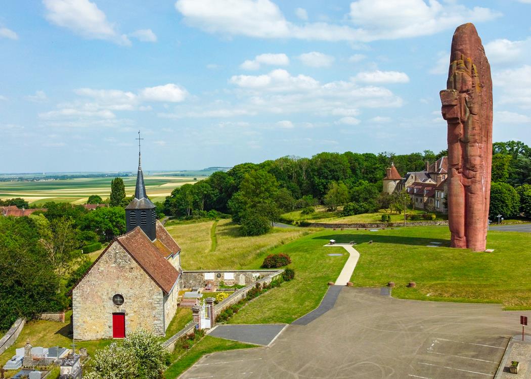 Chapelle et cimentière de Mondement