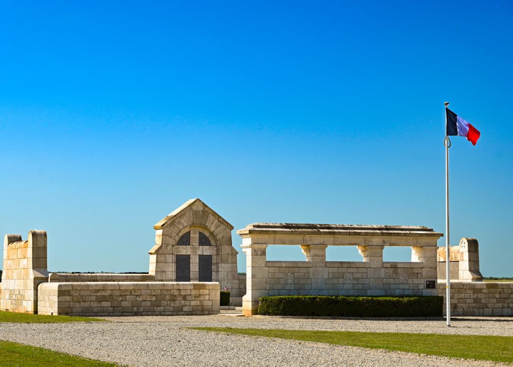 099-Site-funeraires-et-memoriels-14-18-Souain-Monument-ossuaire-de-la-Legion-etrangere-11062025-©-Christophe-Manquillet