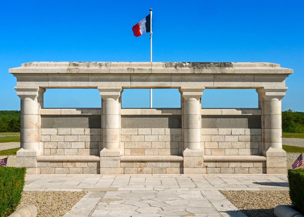 112-Site-funeraires-et-memoriels-14-18-Souain-Monument-ossuaire-de-la-Legion-etrangere-11062025-©-Christophe-Manquillet