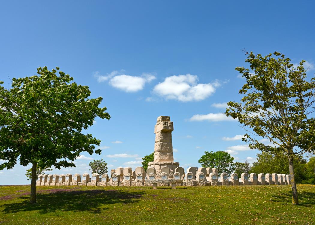 170-Site-funeraires-et-memoriels-14-18-Souain-Necropole-nationale-de-La-Ferme-des-Wacques-11062025-©-Christophe-Manquillet