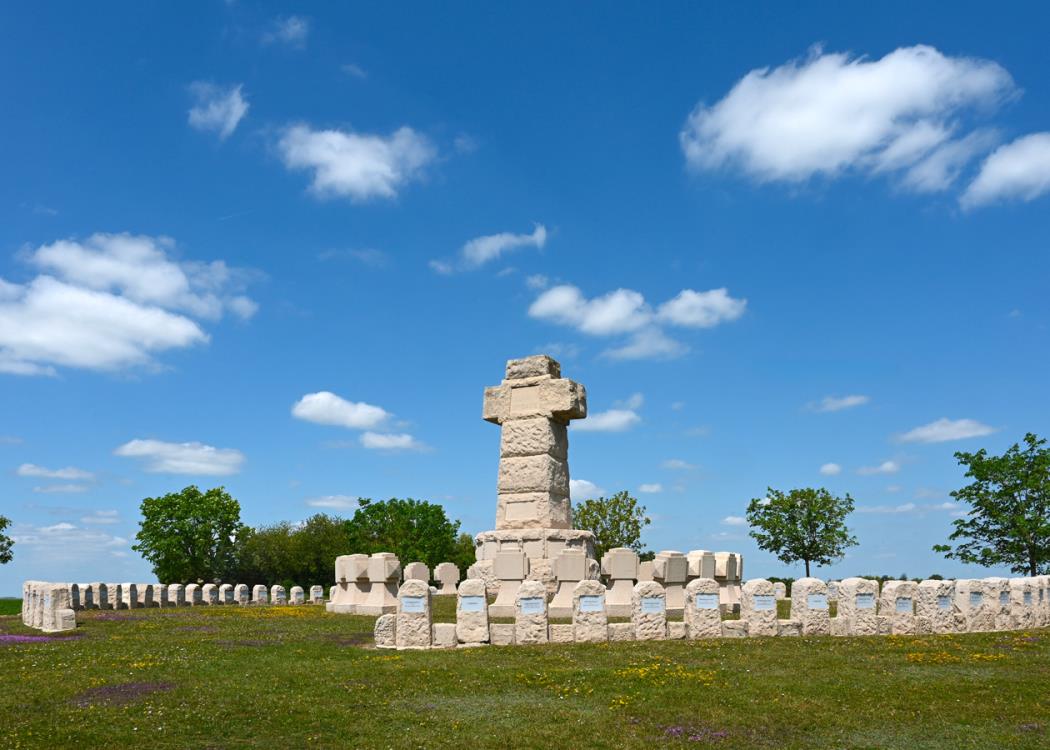 181-Site-funeraires-et-memoriels-14-18-Souain-Necropole-nationale-de-La-Ferme-des-Wacques-11062025-©-Christophe-Manquillet