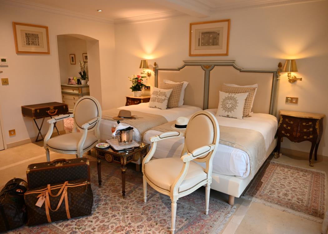 2 CHAMBRE DE LUXE OK PIXEL