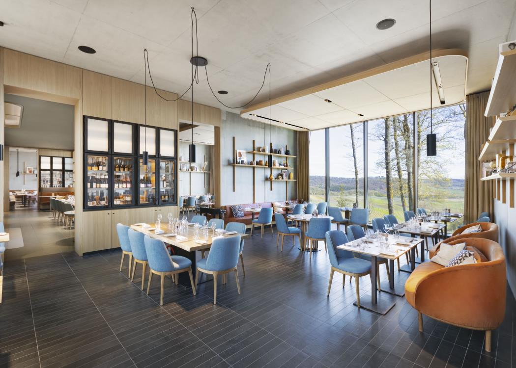 2023-LOISIUM-CHO-1164-Web