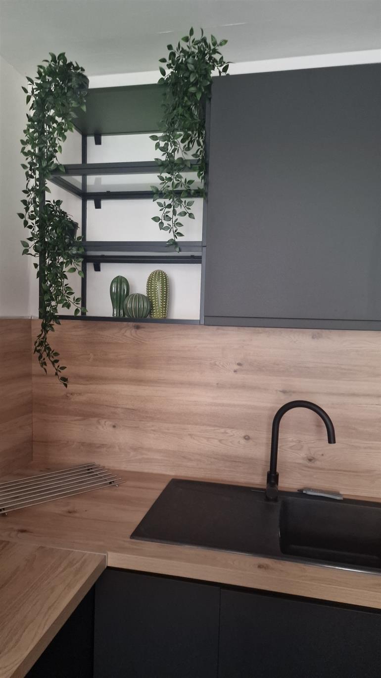 20250206_150925_resized