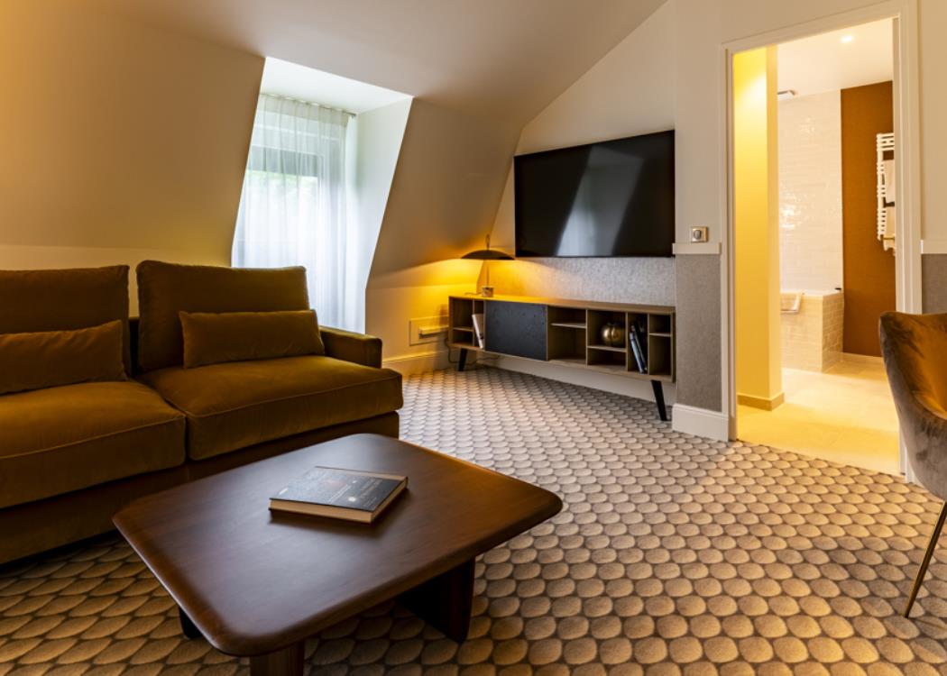 2405-Continental-Reims-157