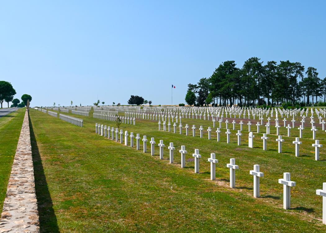 CImetières militaires d'Aubérive