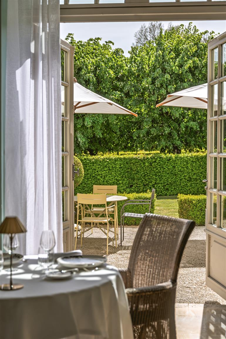 2604-02_76_orangerie_etoges_heurebleuestudio_bd