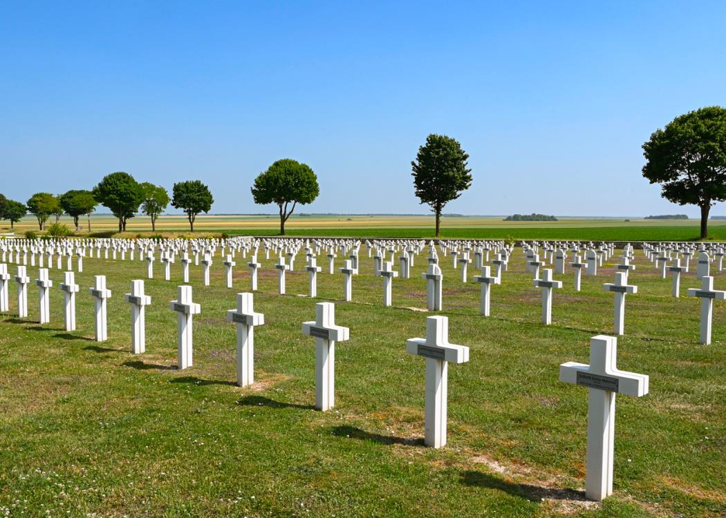 CImetières militaires d'Aubérive