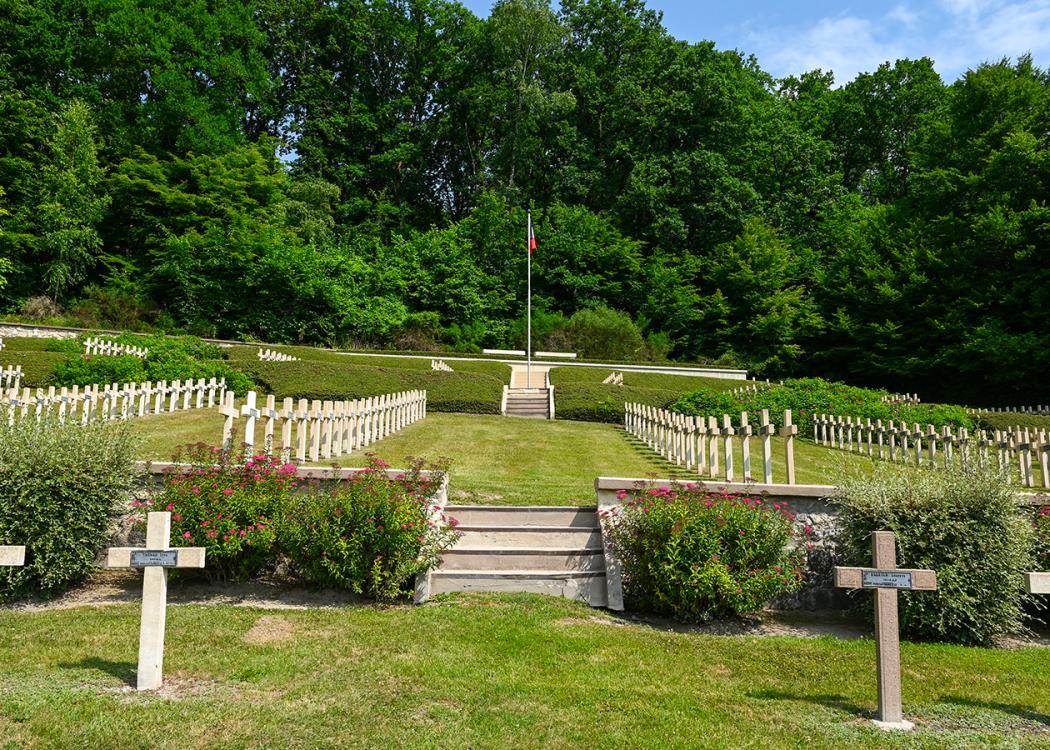 Nécropole Nationale La Harazée - Vienne-le-Château Nécropole Nationale La Harazée - Vienne-le-Château