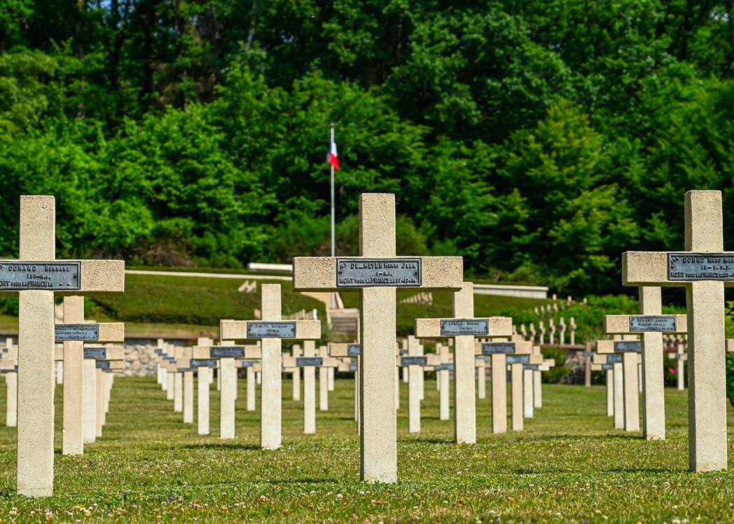 Nécropole Nationale La Harazée - Vienne-le-Château Nécropole Nationale La Harazée - Vienne-le-Château