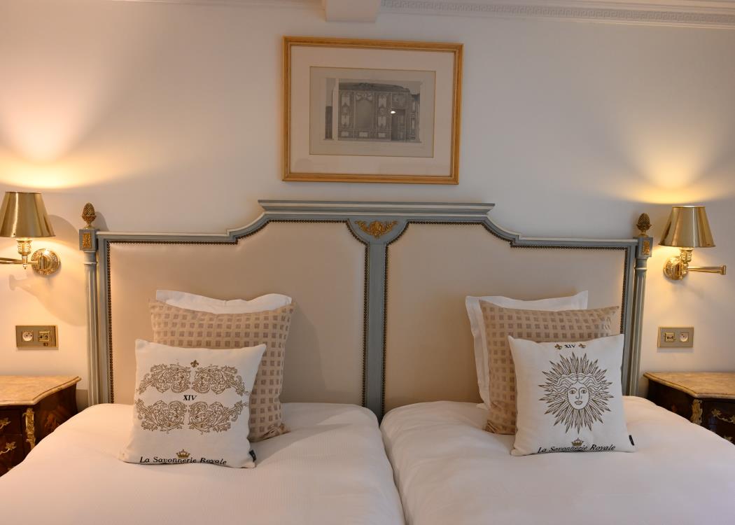 5 DELUXE DETAIL OK PIXEL