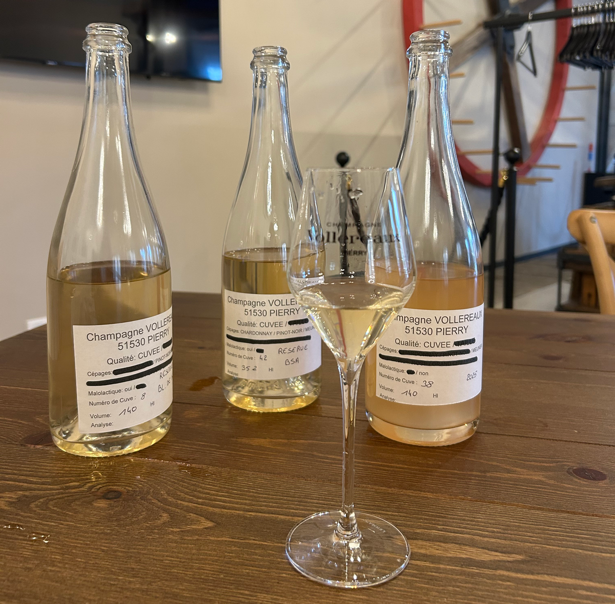 Atelier assemblage Champagne Vollereaux 2 - Champagne Vollereaux