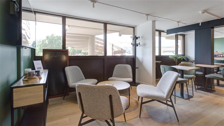 Hotel-restaurant-Campanile-Epernay-Dizy