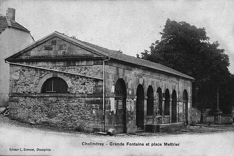 Ancienne fontaine de Chalindrey