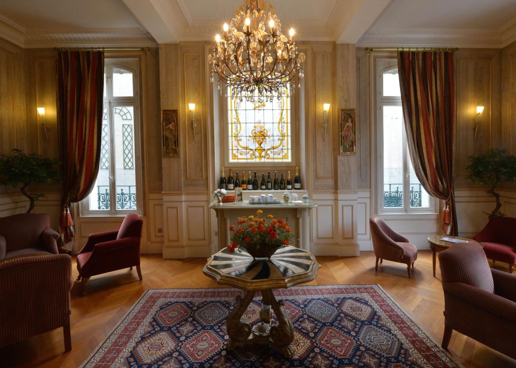 Castel Jeanson 084 @ Michel Jolyot Castel Jeanson 084 @ Michel Jolyot