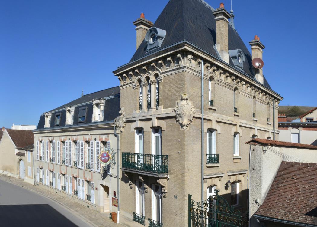 Castel Jeanson 768 A @ Michel Jolyot Castel Jeanson 768 A @ Michel Jolyot