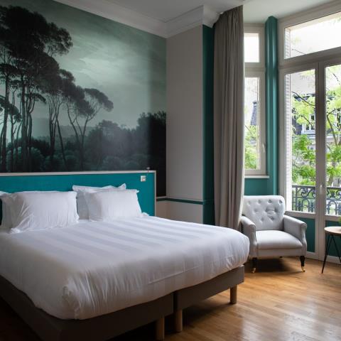 Cave de l'Avenue - Epernay 39Bergère-bar-1-e1651060770987