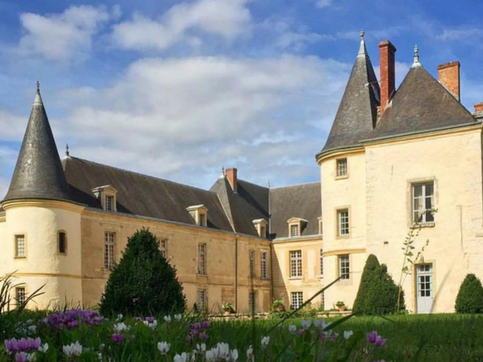 Chateau Demeure des Princes - Conde en Brie