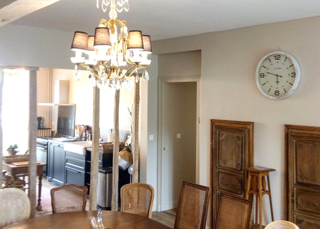 Clos-Lousie-Salon-1