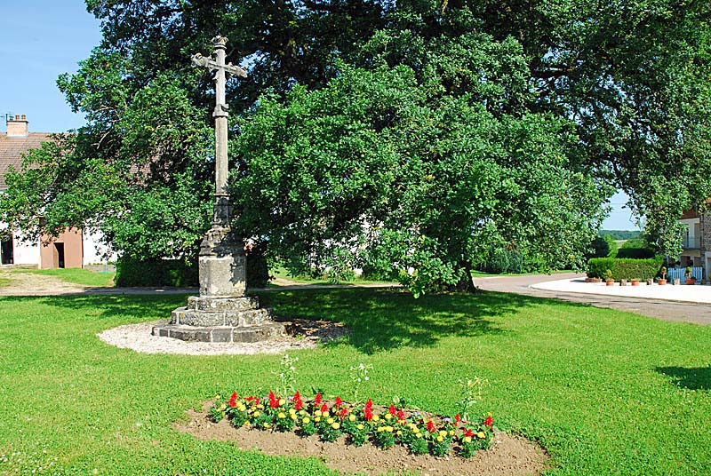 Croix de Montlandon (1)