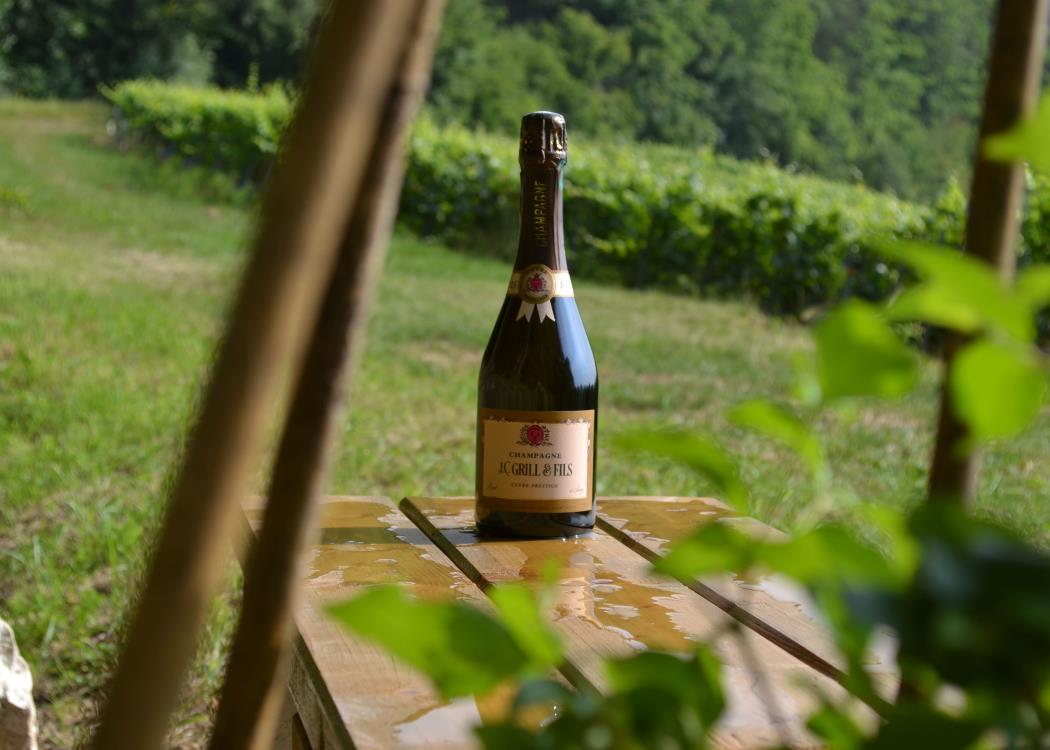 Champagne Grill & fils