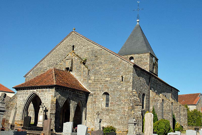 Eglise Saint-Symphorien de Pouilly-en-Bassigny