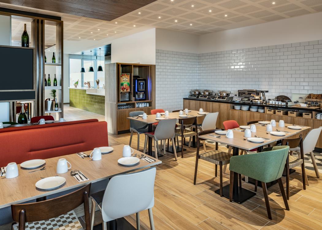 Holiday Inn Reims Rive de Vesle Holiday Inn Reims Rive de Vesle