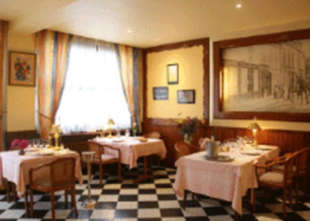 Hôtel-Restaurant La Croix d'Or - Sézanne (1)