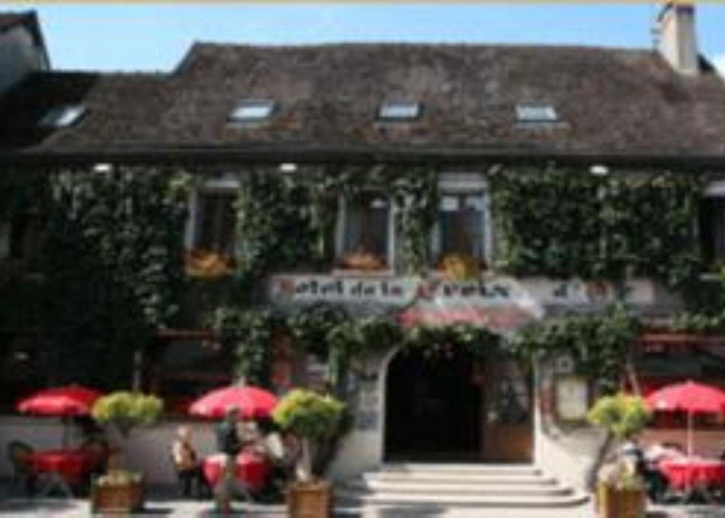 Hôtel-Restaurant La Croix d'Or - Sézanne (2)