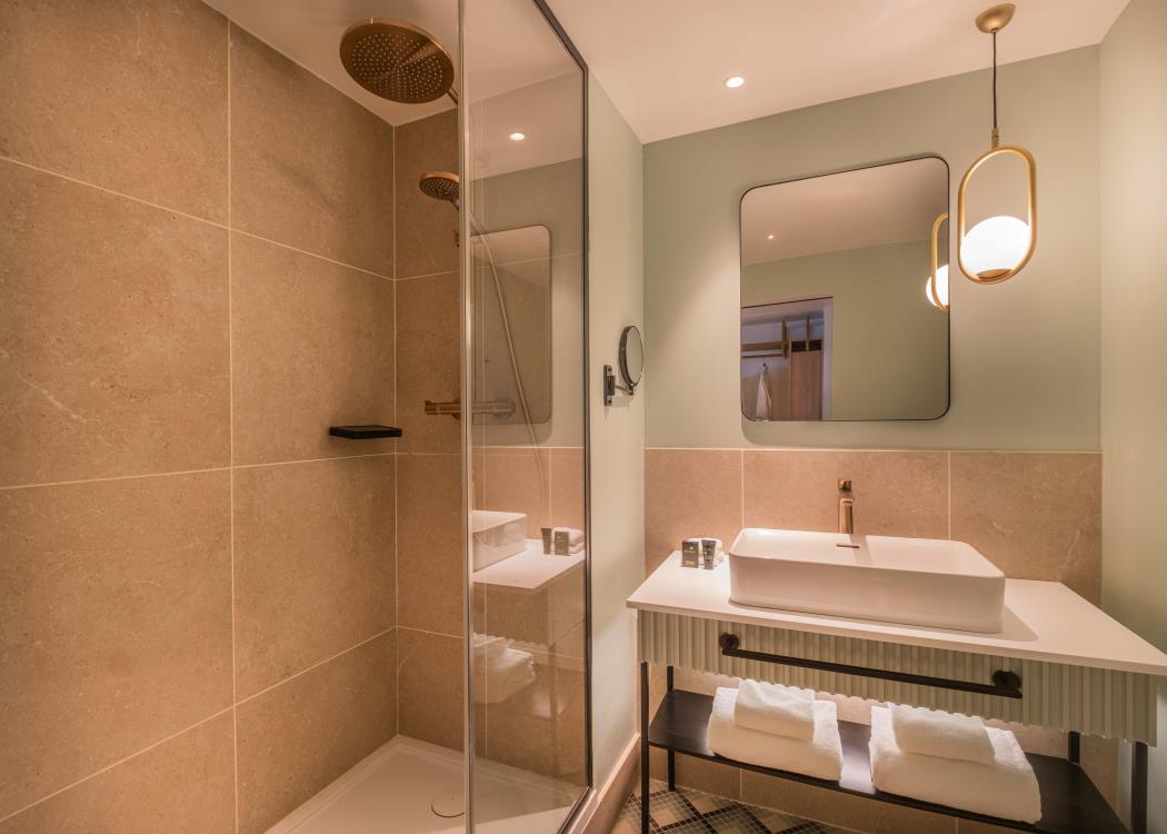 Hyatt Centric Reims - Salle de bain chambre double King Bed
