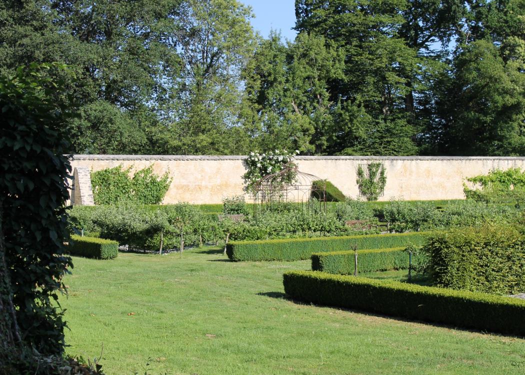 Château de Réveillon : le grand jardin