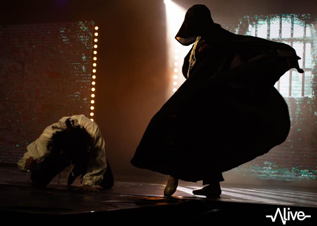  Icare et les vagabonds de la mer de sable - 1