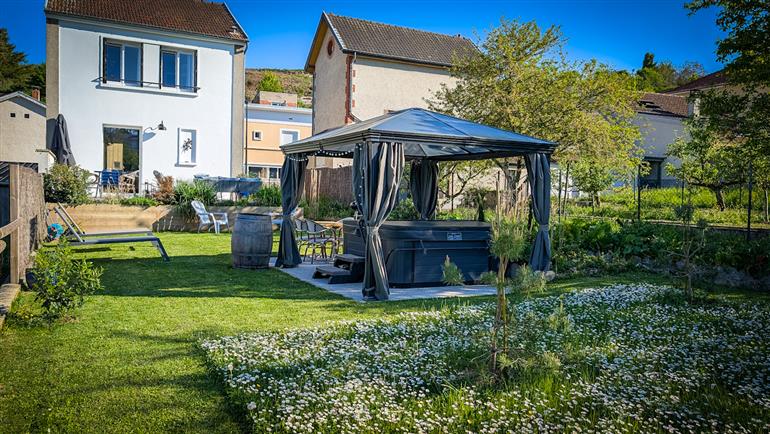 Gîte Epernay avec jardin privatif