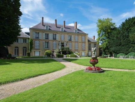 Pique-nique au Château de Pierry | PIERRY | Champagne, Concert, Pique-nique,  Visite