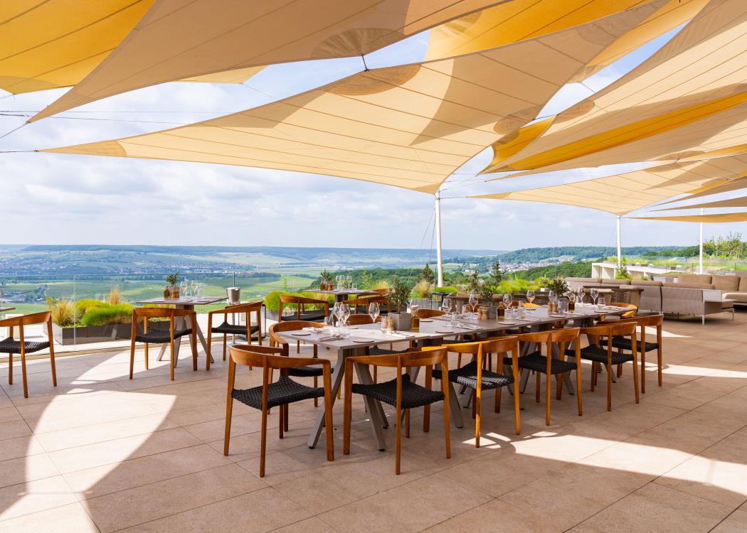 Le Bellevue - Terrace (5)