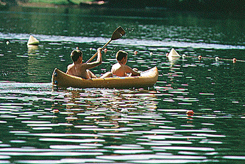 Location de canoës - Lac de la Liez