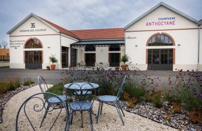 PHOTO-2025-11-25-10-19-37