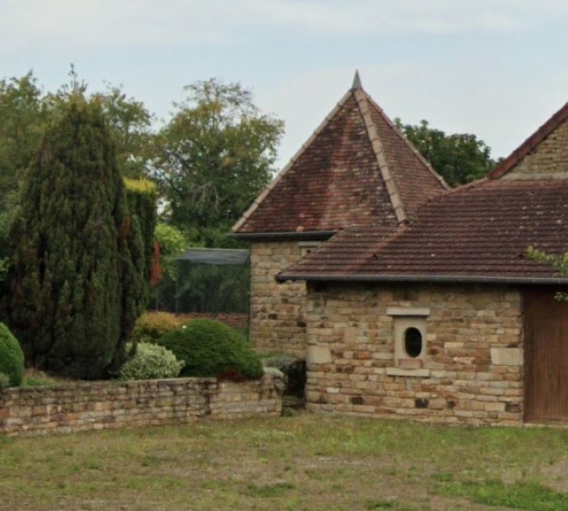 Pigeonnier de ferme à Pressigny