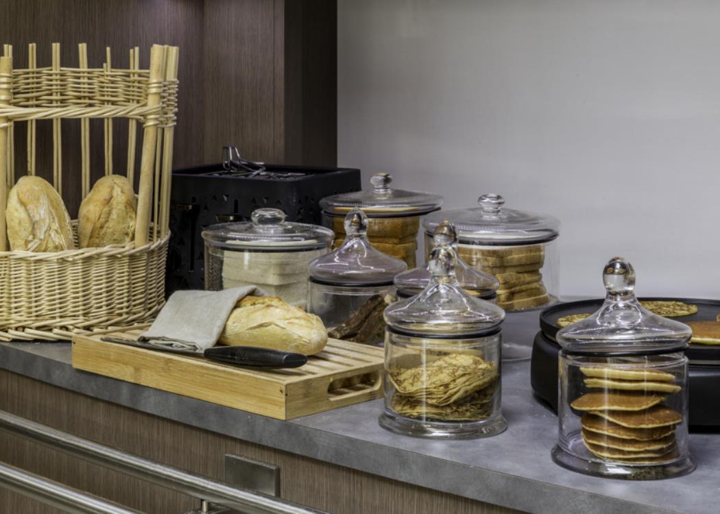 Petit_Déjeuner_Buffet-2[1]