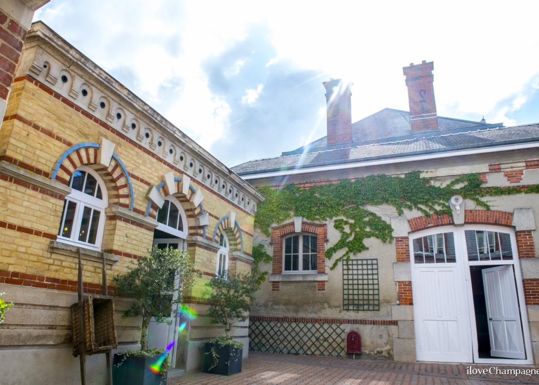 Le Clos Corbier - Photo-batiment Le Clos Corbier - Photo-batiment