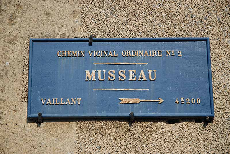 Plaque de cocher à Musseau