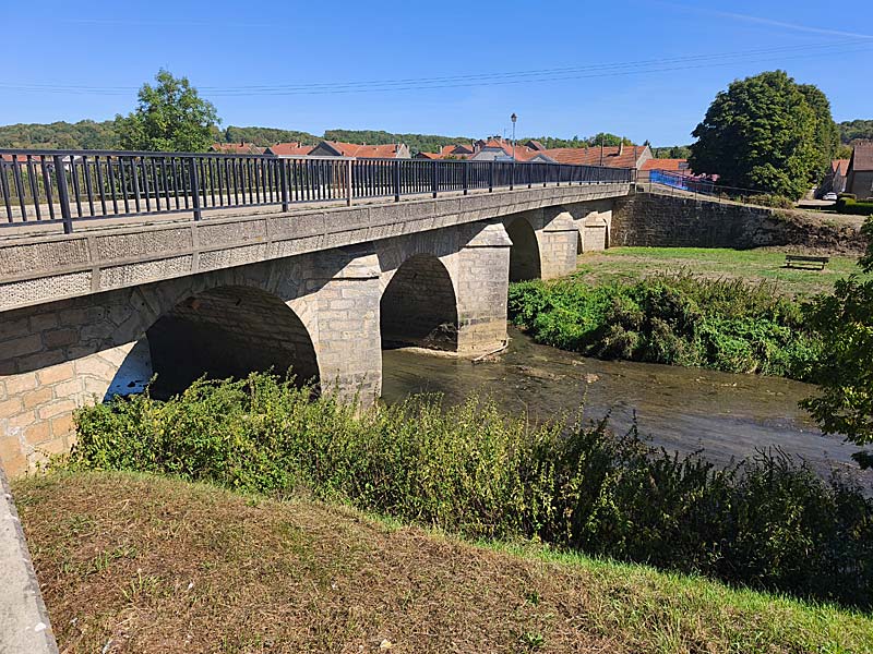 Pont de Marne à Rolampont