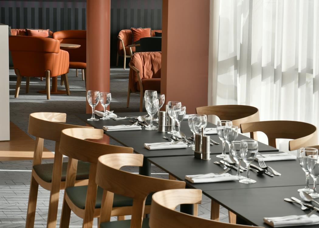 RESTAURANT-BAIE-VITREE-1 (1) RESTAURANT-BAIE-VITREE-1 (1)