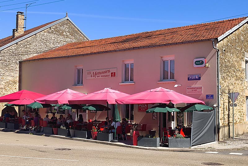 Les Marronniers