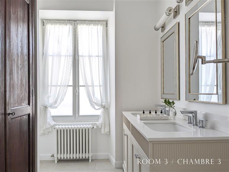 Room 3 Bathroom