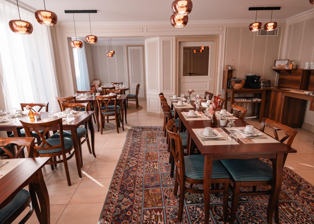 Salle petit déjeuner