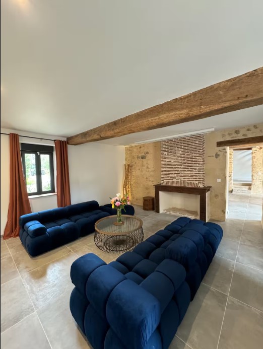 Salon - Domaine Le Petit Moulin @Charpentier